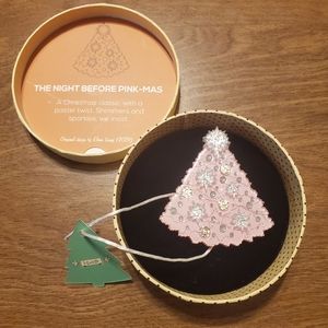 Erstwilder The Night Before Pink-mas Tree